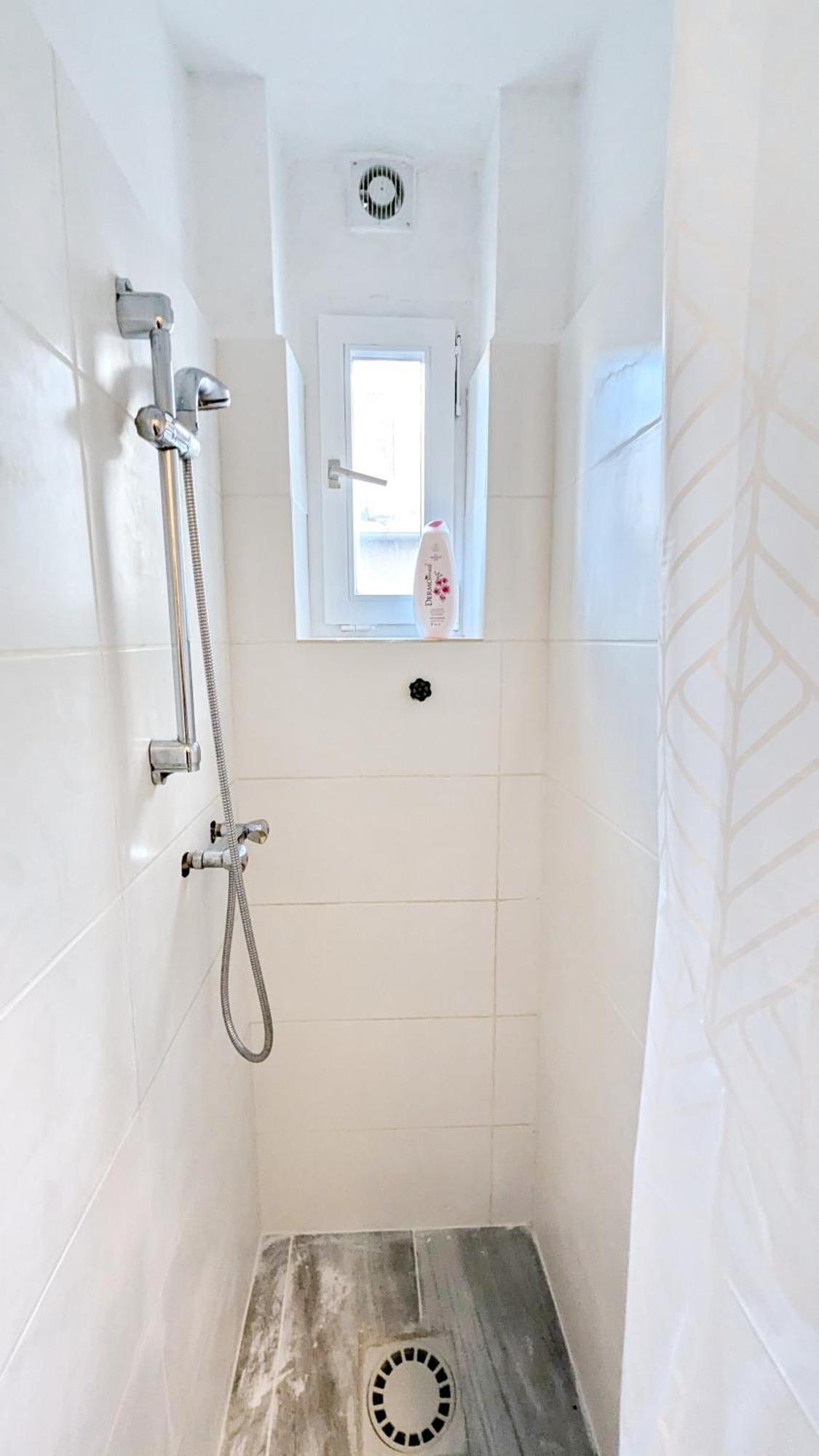 Cozy Rooms In Lugner City Area 비엔나 외부 사진