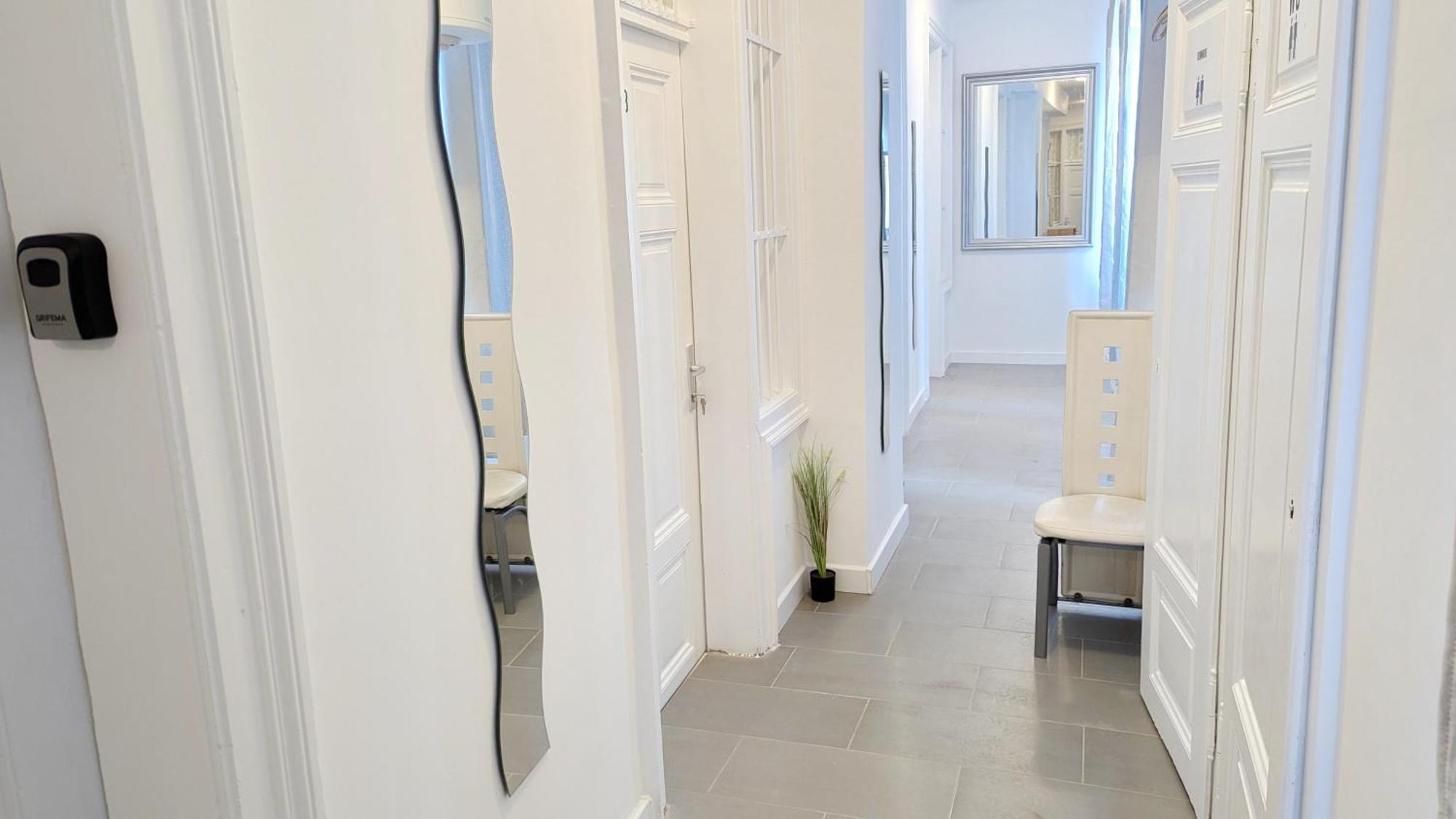 Cozy Rooms In Lugner City Area 비엔나 외부 사진