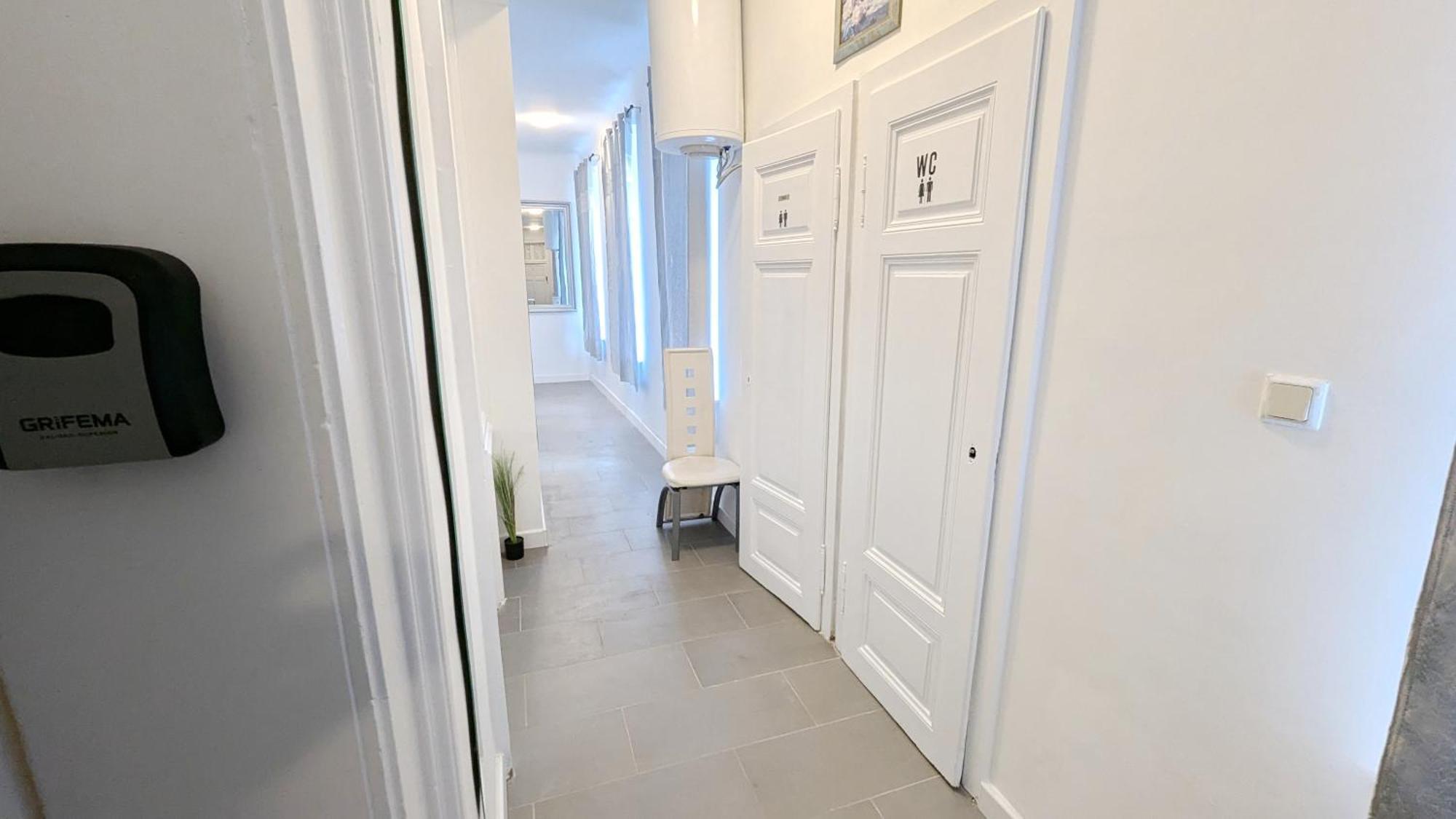 Cozy Rooms In Lugner City Area 비엔나 외부 사진