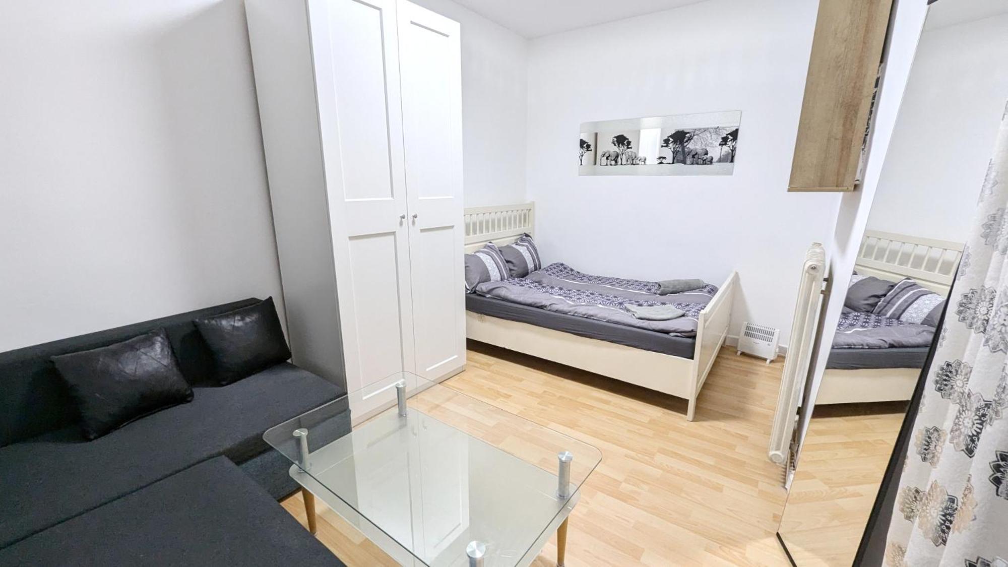 Cozy Rooms In Lugner City Area 비엔나 외부 사진